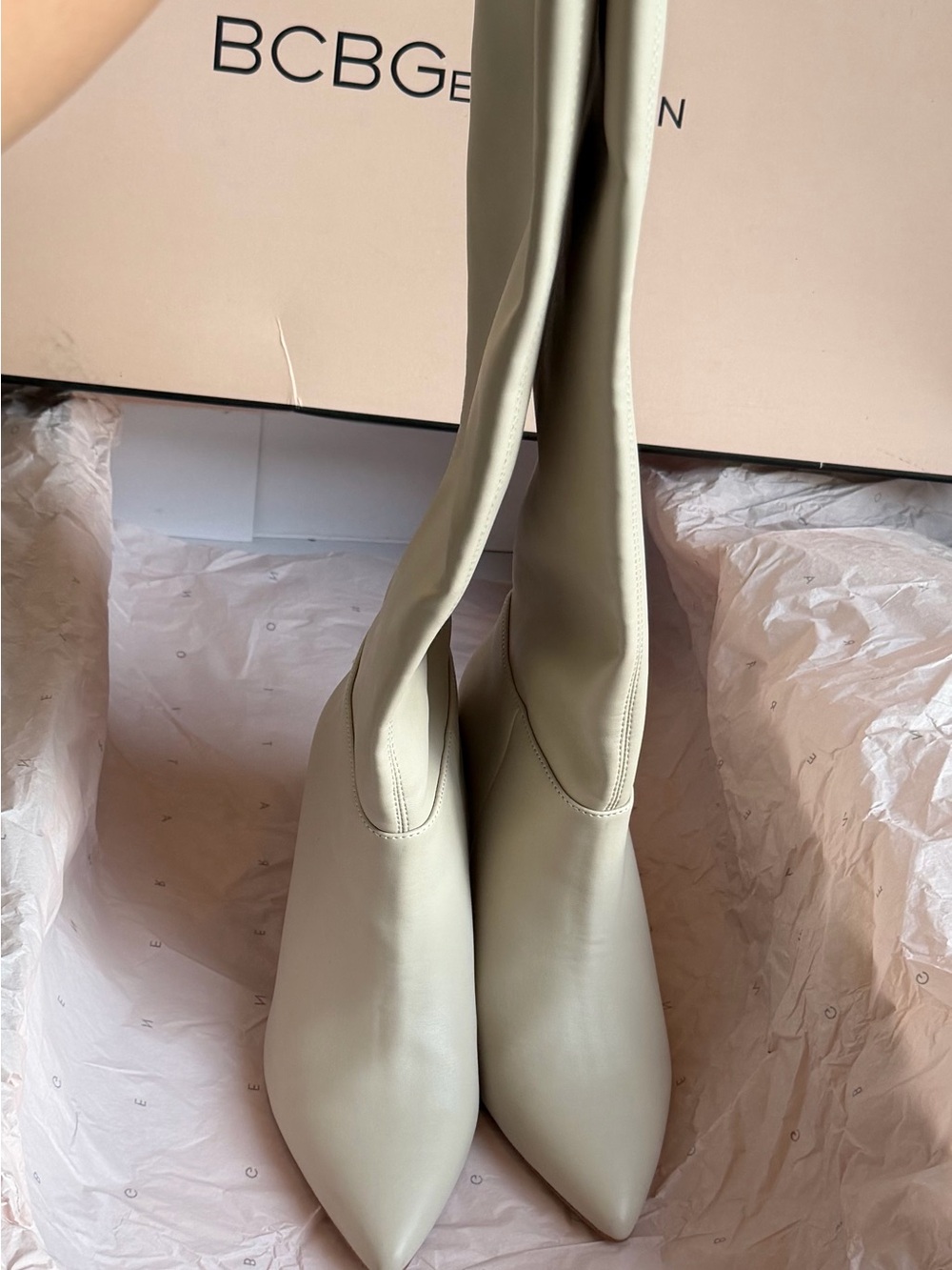 BCBGeneration Bianca Knee High Boots Ivory Cream Pointed Toe Size 8 - Picture 5 of 11